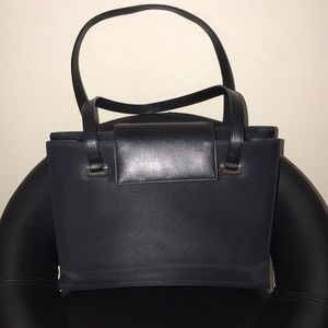 🎉Sale🎉Black Rudolph Valentino bag